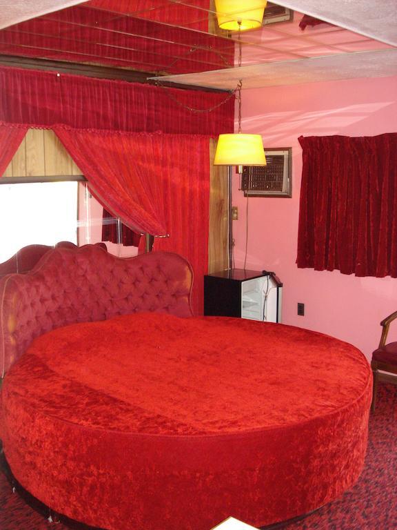 Cedar Grove Motel Altoona Extérieur photo