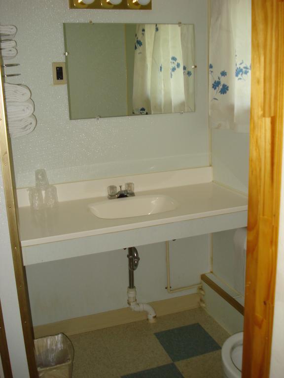 Cedar Grove Motel Altoona Chambre photo