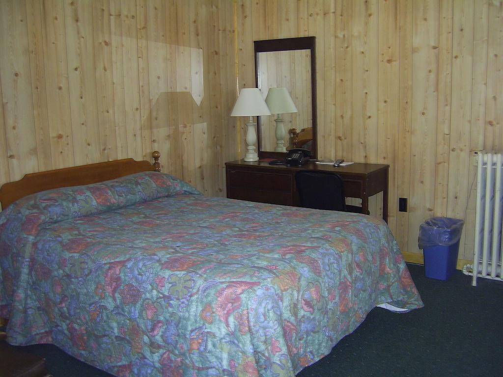 Cedar Grove Motel Altoona Chambre photo