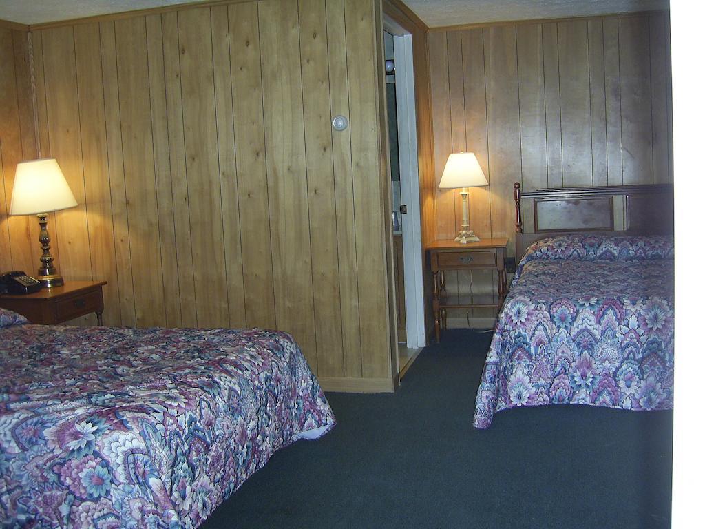 Cedar Grove Motel Altoona Chambre photo